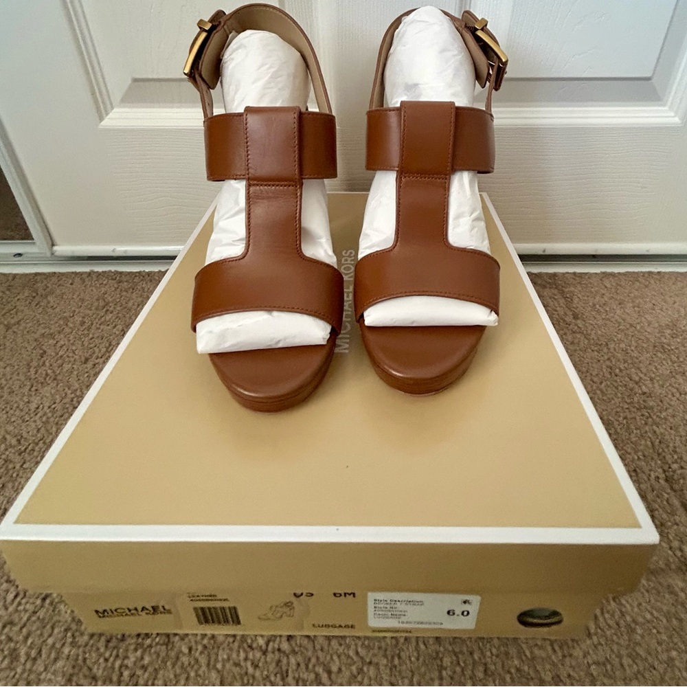 Michael Kors Brown Leather Platform Sandal - Picture 3 of 11